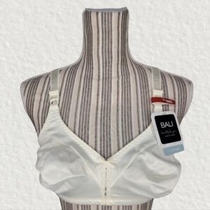 Bali Beautifully You Collection Double Support Wireless Bra